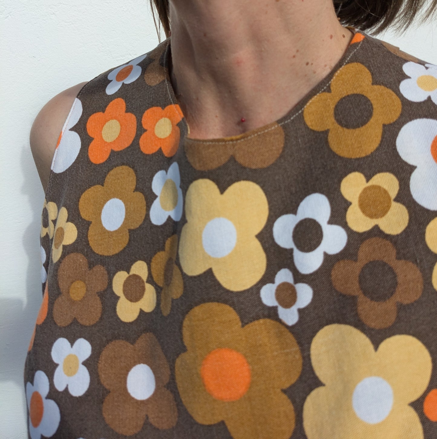 Handmade Vintage Daisy Print Tablecoth Top