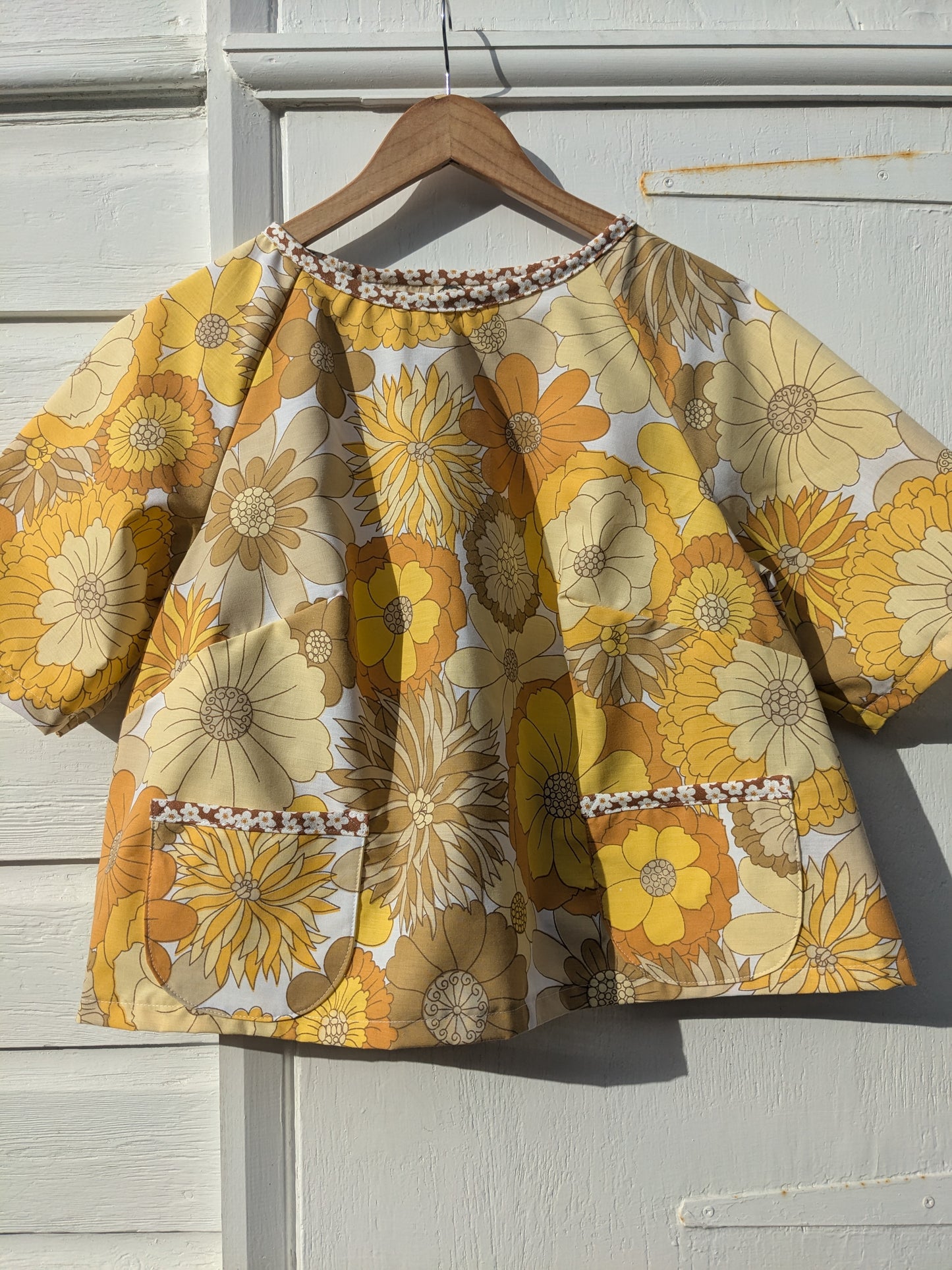 Handmade Vintage Floral Yellow Raglan Sleeve Top (Flower Trim/Size 16)