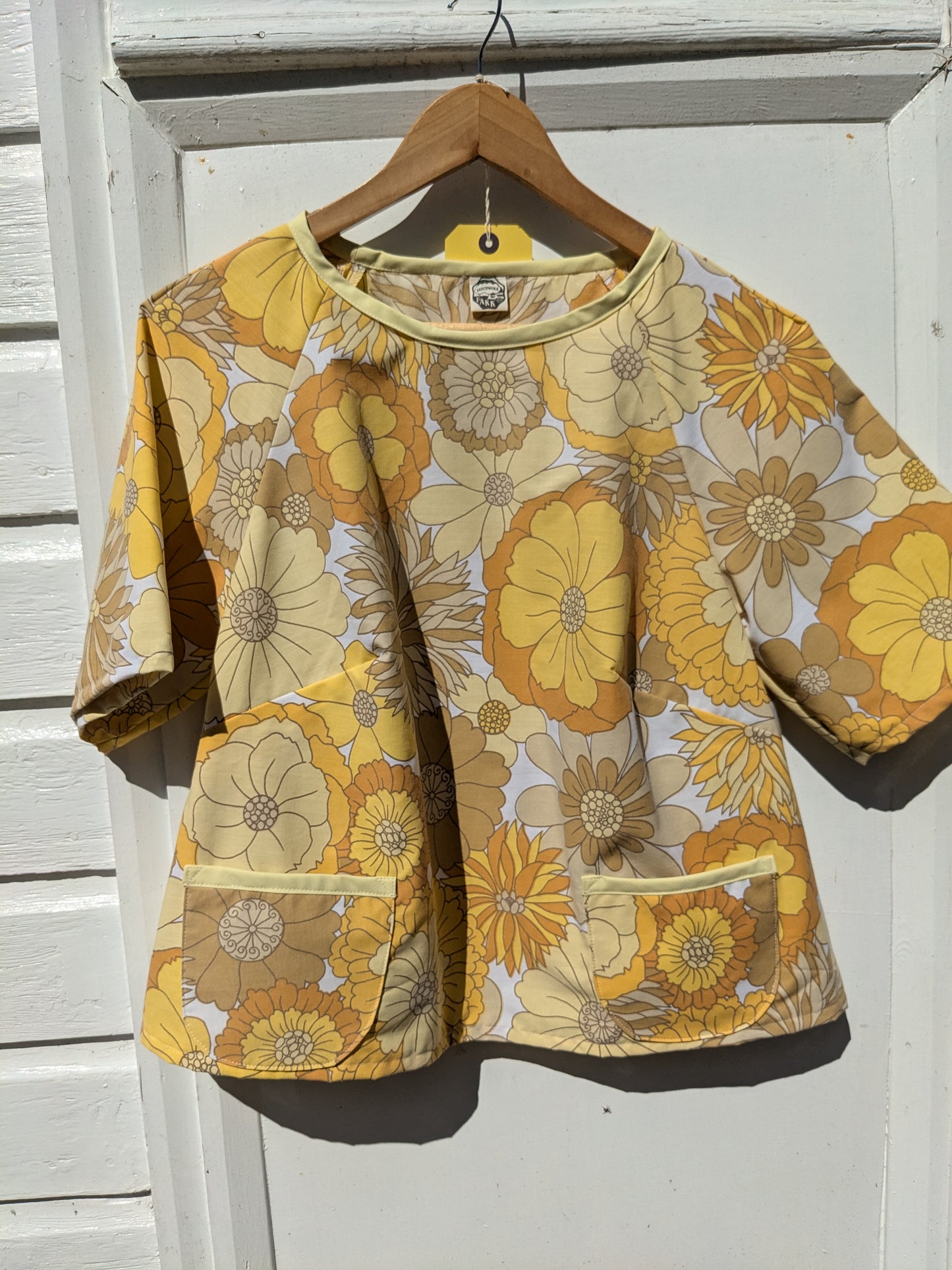 Handmade Vintage Yellow Floral Raglan Sleeve Top (Size 16)